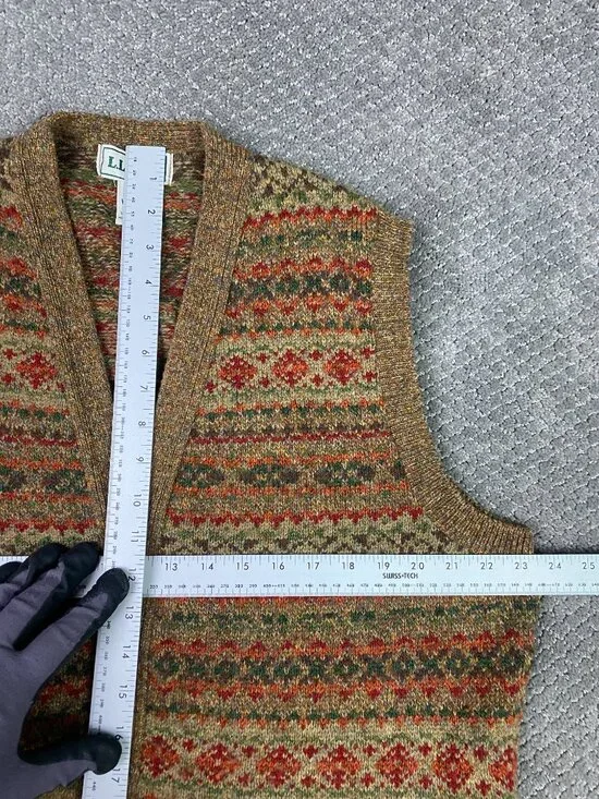 Vintage LL Bean Fair Isle Wool Cardigan Vest Sweater Men's Medium Scotland Brown - Picture 5 of 8